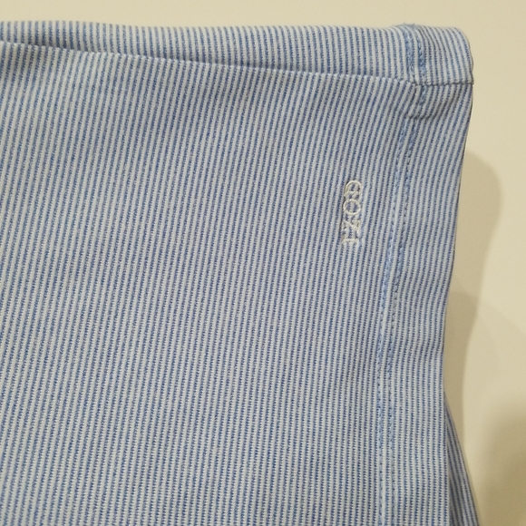 IZOD Sleeveless Top - Picture 5 of 5